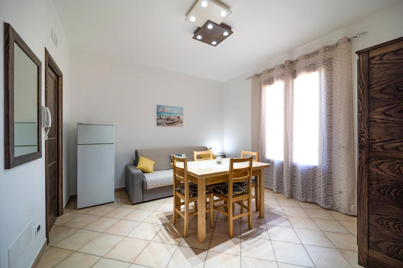 Perla Di Mare Appartamenti Castelluzzo Exteriör bild