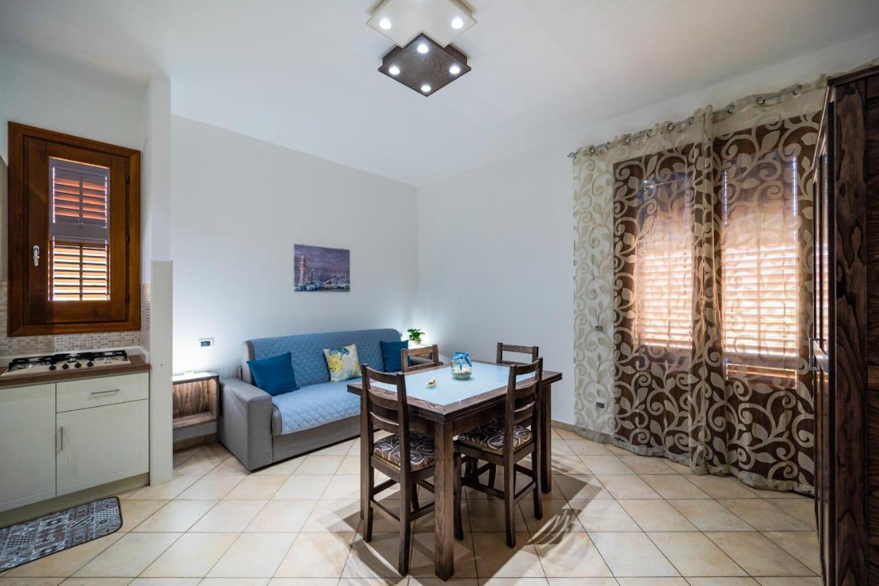 Perla Di Mare Appartamenti Castelluzzo Exteriör bild